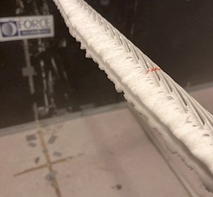 Stranded bundle conductor with ice on it